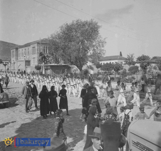 Bergama'da eski bayramlar ve Atatürk