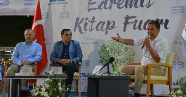 Edremit'te basın özgürlüğünü konuştular