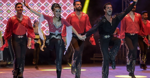 İzmir'i “Anadolu Ateşi” sardı