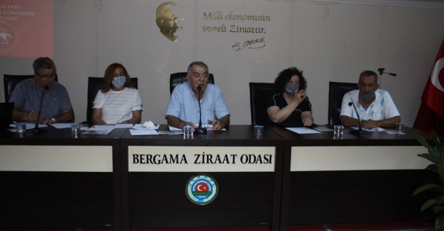 Bergama Demokrat Parti’de Mustafa Karakaya yeniden seçildi
