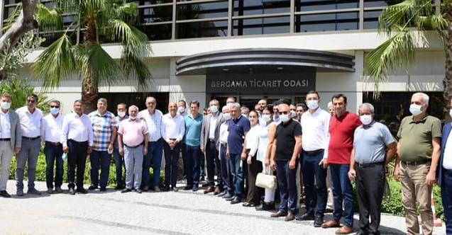CHP heyeti, Bergama Ticaret Odasını ziyaret etti