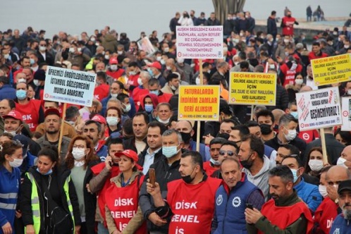 İzmir'de binlerce işçi meydanlara indi!