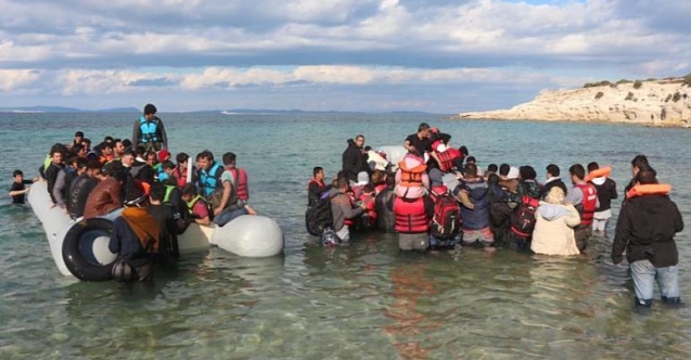 Dikili ve Ayvalık üzerinden bin 502 sığınmacı botlarla Midilli’ye geçti