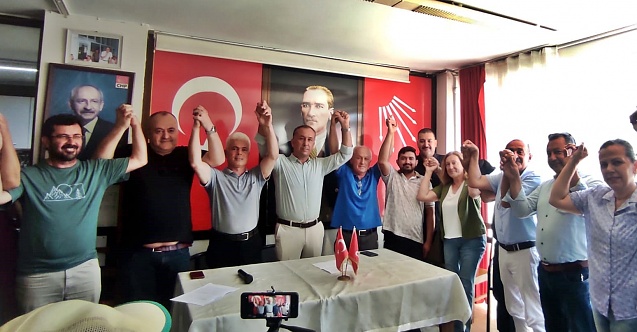 Bergama CHP'de İsmail Durmaz adaylığını açıkladı