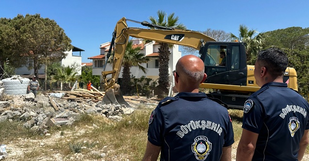 İzmir Büyükşehir Belediyesi kaçak yapılaşmaya izin vermiyor