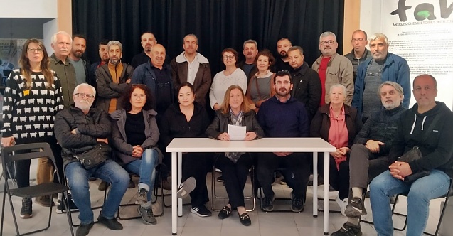 Bergama Demokrasi Platformu'ndan demokrasi çağrısı: "Geleceğimize sahip çıkalım"