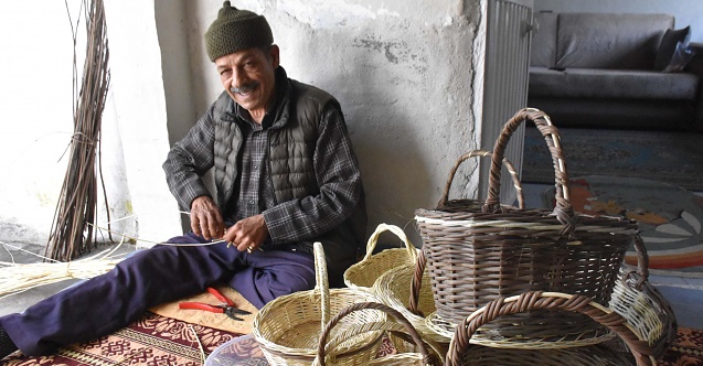 Bergama'da sepetçilik son ustasıyla yaşatılıyor