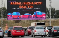 Arabalı sinema İzmirliye moral oldu