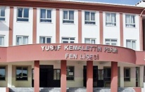Bergama'da, Fen lisesine ‘tarihçi’ müdür "yandaş kayırmacılığı" iddiası!