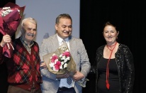 Osman Özgüven'in mücadelesini anlatan belgesel film Bergama'da gösterildi