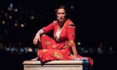 "Bir kadın uyanıyor" Ayvalık’ta sahnelenecek