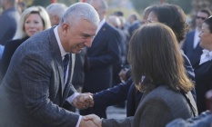 Tanju Çelik; "Öğretmenlerimiz geleceğimizin mimarlarıdır"