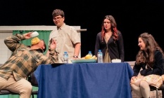 Bergamalı çocuklar sahneyi salladı! Oyun sonunda alkış tufanı koptu