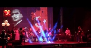 Bergama’da stadyumda son 19 Mayıs kutlaması