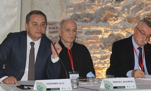 Yerel Seçim Sempozyumunda 'toplumcu belediyecilik' konuşuldu