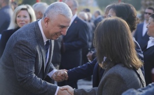 Tanju Çelik; "Öğretmenlerimiz geleceğimizin mimarlarıdır"