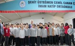 “Kâğıt atıklar kitap olsun” projesiyle çevre bilinci aşılanıyor