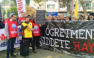 Bergama’da eğitimcilerden "Şiddete Hayır" çığlığı!