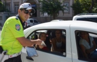 "Hayatı korumak için senin de kemerin ses getirsin"