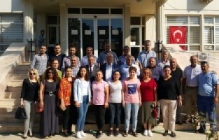 Beko'dan Kiraz'da işçilere destek