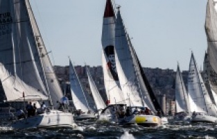 İzmir Körfezi’nde festival havası esiyor