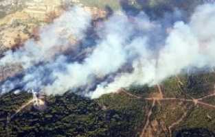 İzmir’de panik yaratan yangın!