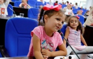 Bugünün kız çocukları, yarının liderleri