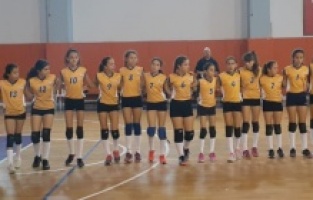 Dikili Lodos "yarı finalde"