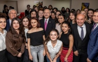 Karabağlar’da görkemli açılış