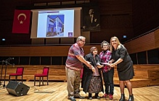 "Tarihine Saygı"da Bergama'ya ödül yağdı