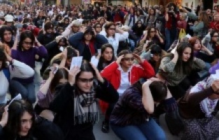 İzmir'de "Las Tesis" protestosu!