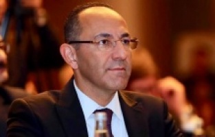 Urla Belediye Başkanı tutuklandı