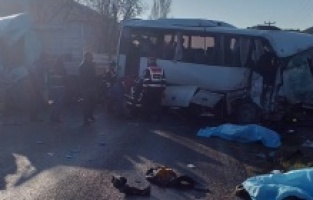 Bergama'da ki kazaya neden olan sürücü tutuklandı