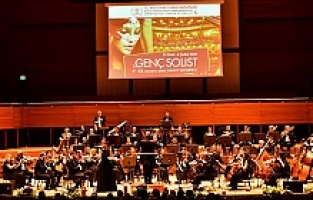 İzmir'de, Genç Solist Yarışması’nda ödüller sahiplerini buldu