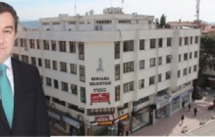 Kimsenin ekmeğiyle oynamam dedi, 4 çalışanı işten çıkardı