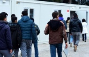 Bergama’da "konteyner sınıf" tepkisi!