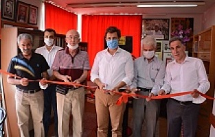 CHP Bergama’da kütüphane açtı, sıra İzmir genelinde