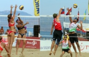 Plajda heyecan yeniden başladı