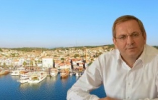 Başkan Ergin, “Ayvalık sahipsiz ve korumasız değildir”