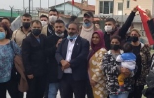 Dikilili Romanlar Toroğlu'nu kınadı!