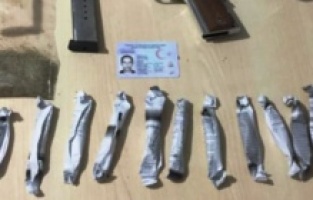 Bergama'da durdurulan araçtan uyuşturucu çıktı