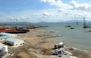 Çandarlı Limanı, kaderine terk edildi!