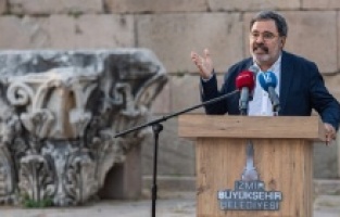 Ahmet Ümit'ten, Bergama'da tarihi konuşma!