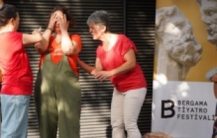 Bergama Tiyatro Festivali başladı