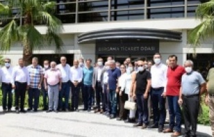 CHP heyeti, Bergama Ticaret Odasını ziyaret etti