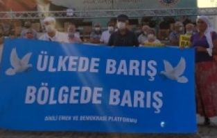 Dikili Demokrasi Güçleri, Barış Günü'nü kutladı