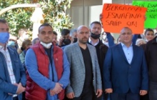 Bergama'da Millet Bahçesi mağduru esnaf, yargıya gidiyor!