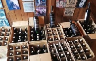 Dikili'de kaçak içki, Bergama'da uyuşturucu operasyonu!