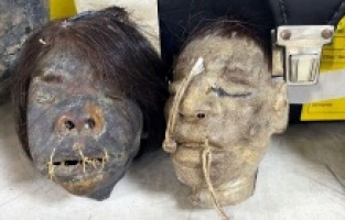 Aliağa'da yerlilere ait ‘insan başları’ ele geçirildi!