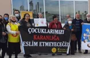 Dikili’de 8 öğrenciyi taciz eden öğretmene rekor ceza!